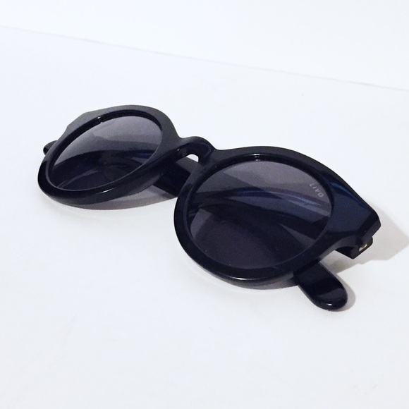 Stylish Livo Louis black frame sunglasses - Picture 7 of 7